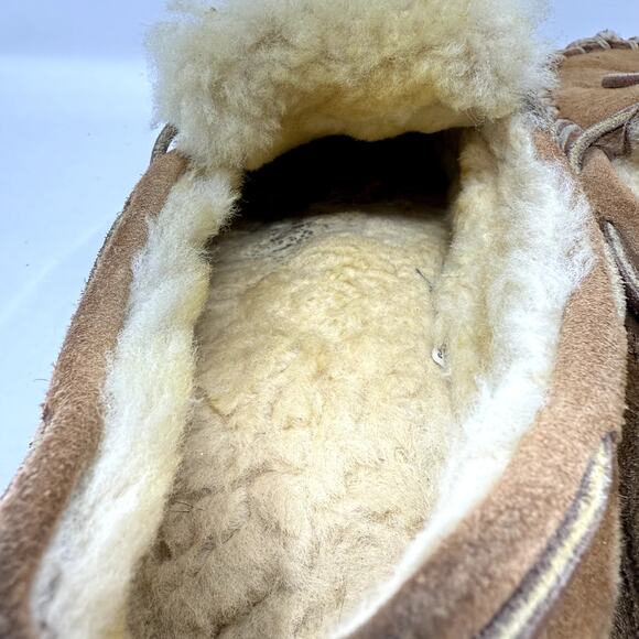 L.L. Bean Women’s Moccasin Slippers Shearling Suede Brown Size 8 Medium - Picture 8 of 10